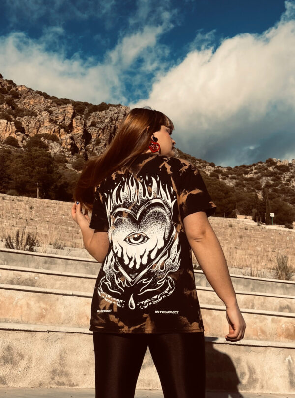 Camiseta «BLACKOUT Limited Edition»